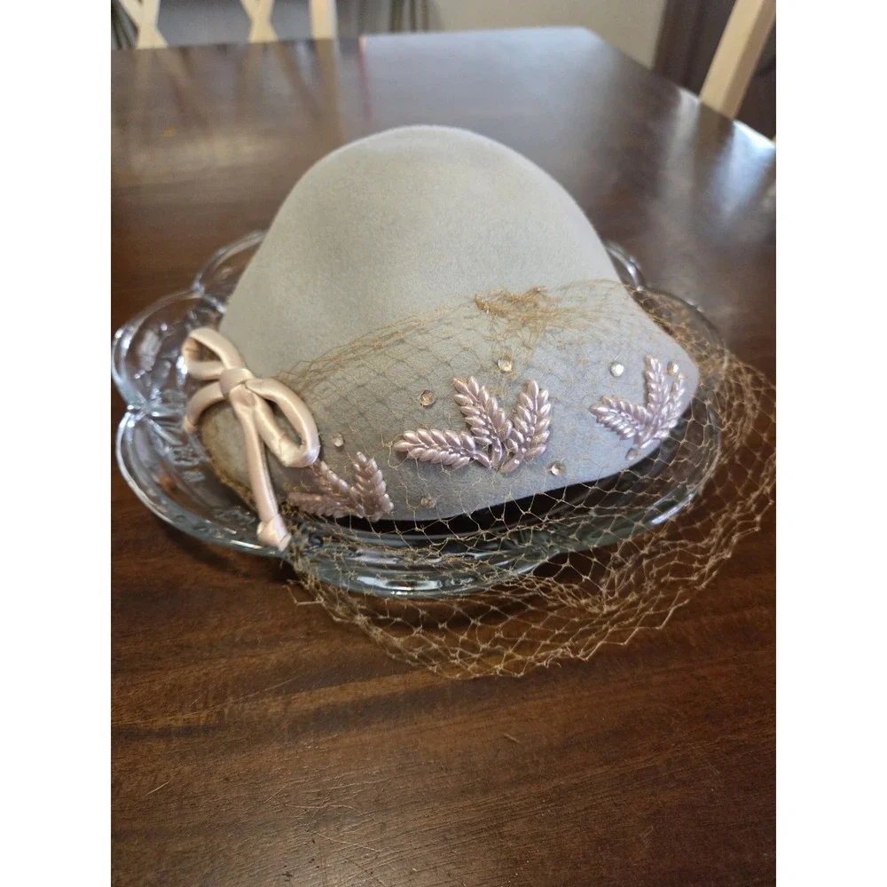 vintage gray wool felt cloche hat